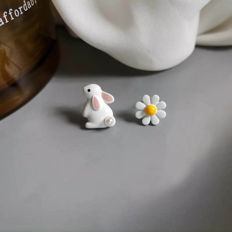 Cute Rabbit Cat Daisy Flower Stud Earrings For Women Sweet Mini Enamel Asymmetrical Earring Girl Birthday Party Jewelry Gifts-animated-img