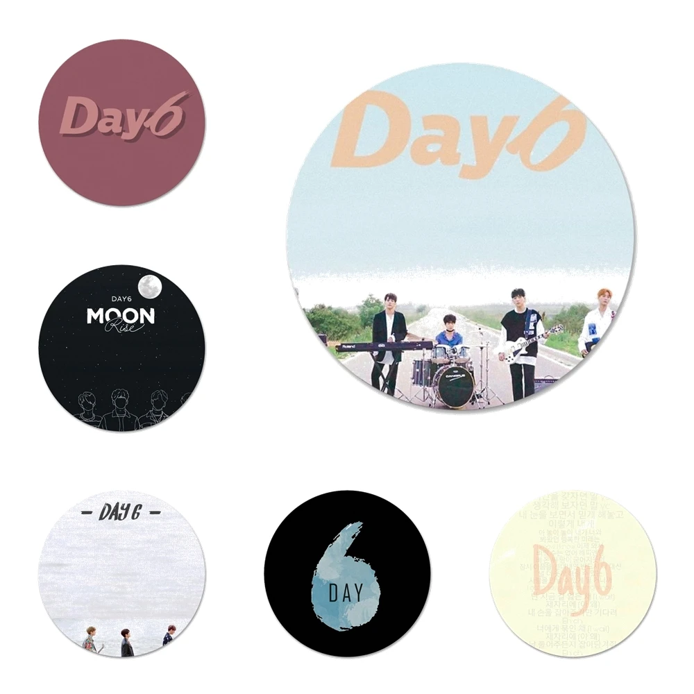 58mm KPOP TWICE LOGO Icons Pins Badge Decoration Brooches Metal Badges For  Clothes Backpack Decoration
