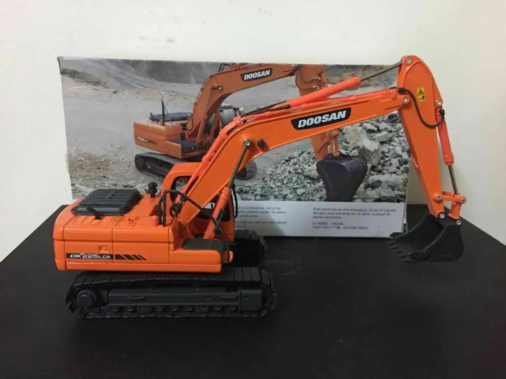 doosan toy excavator