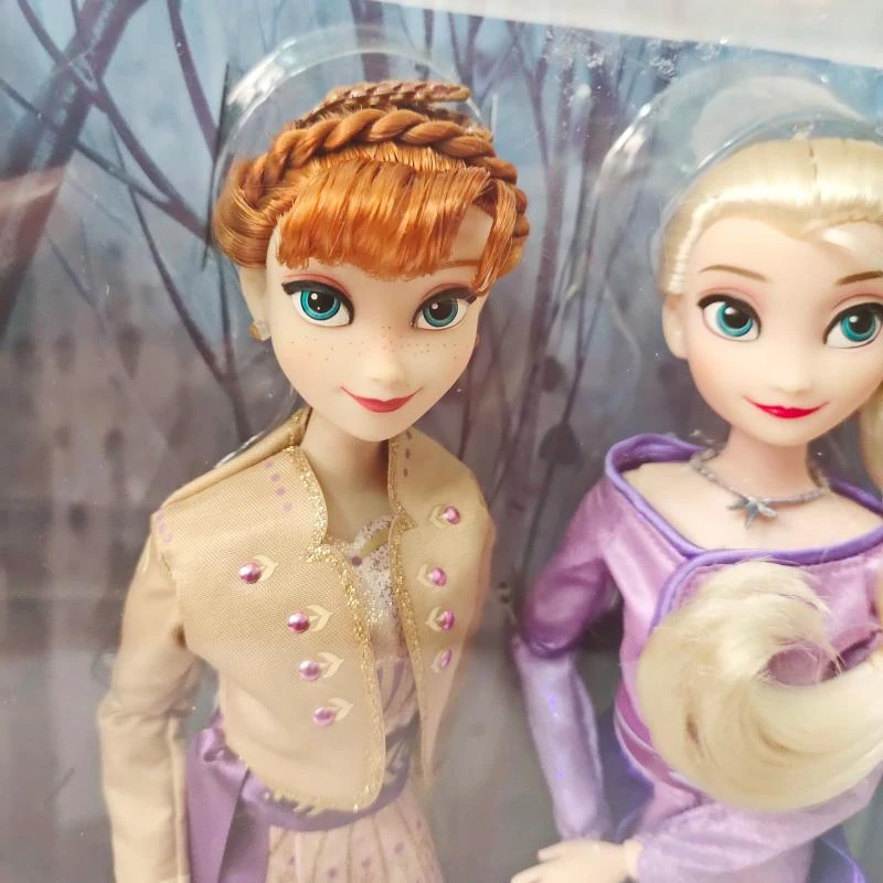 elsa and anna toy box