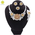 Fashion Statement Jewelry Set Brand Dubai Gold-color Flower Shaped Necklace Set Nigerian Wedding Woman Accessories Jewelry Set preview-1