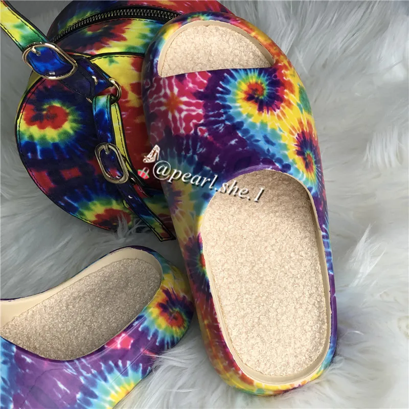 womens faux fur slides