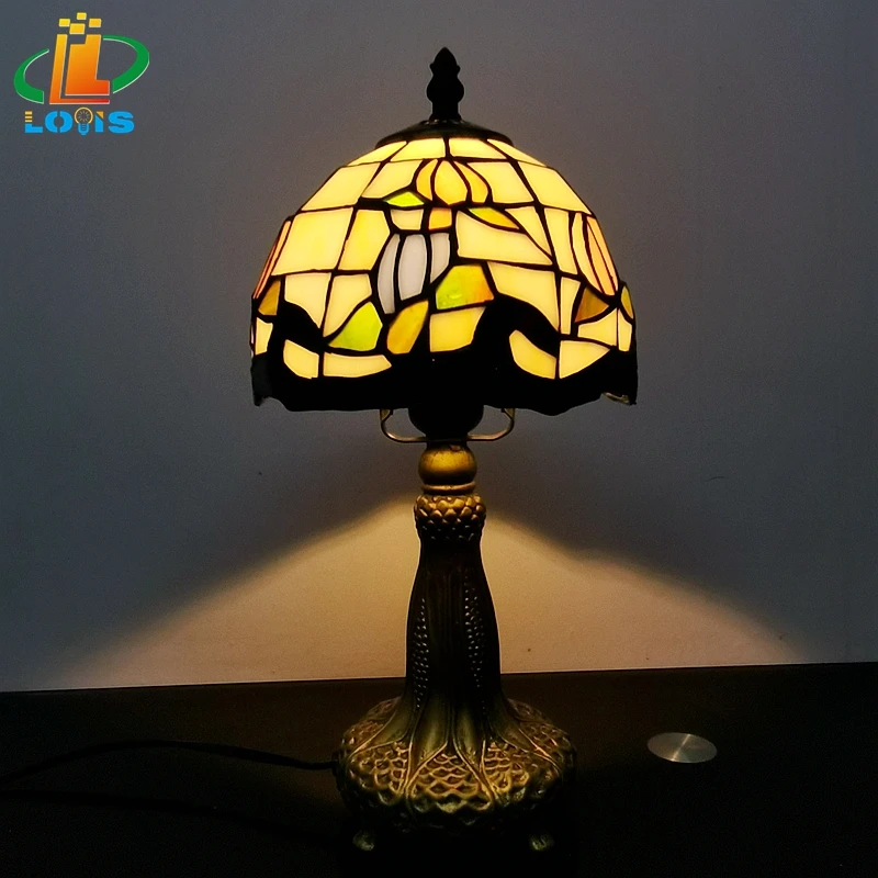 tulip tiffany table lamp