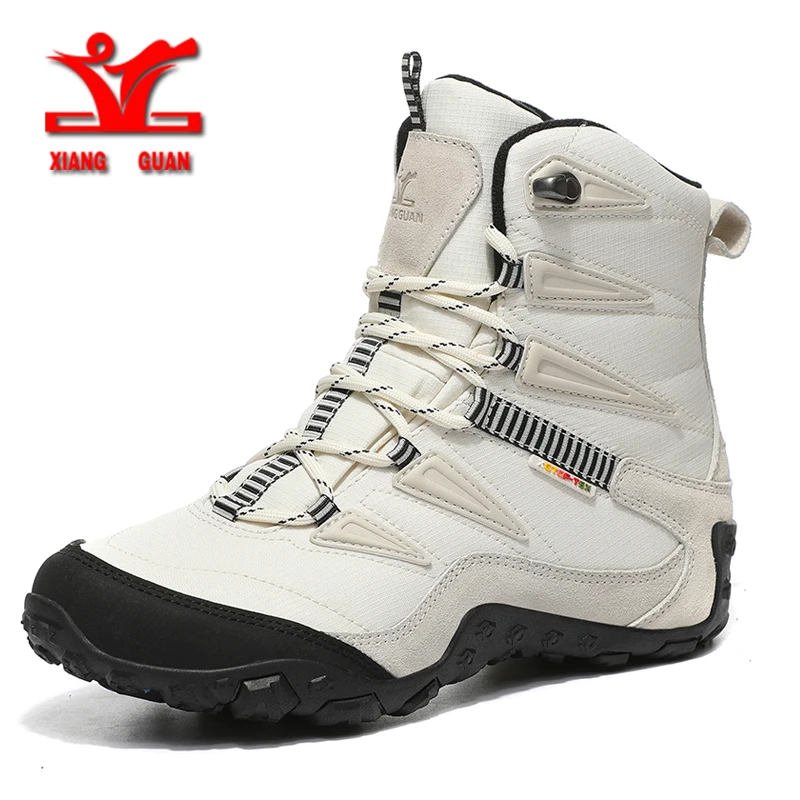 light weight hiking shoes for men