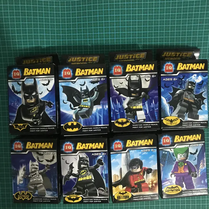 batman mini figurine