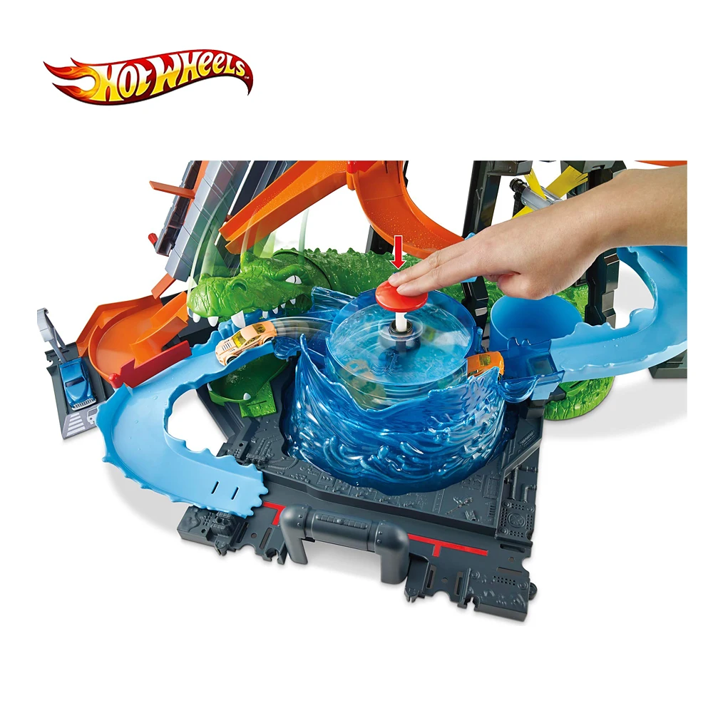 gator wash toy