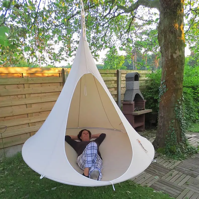 hanging cocoon hammock