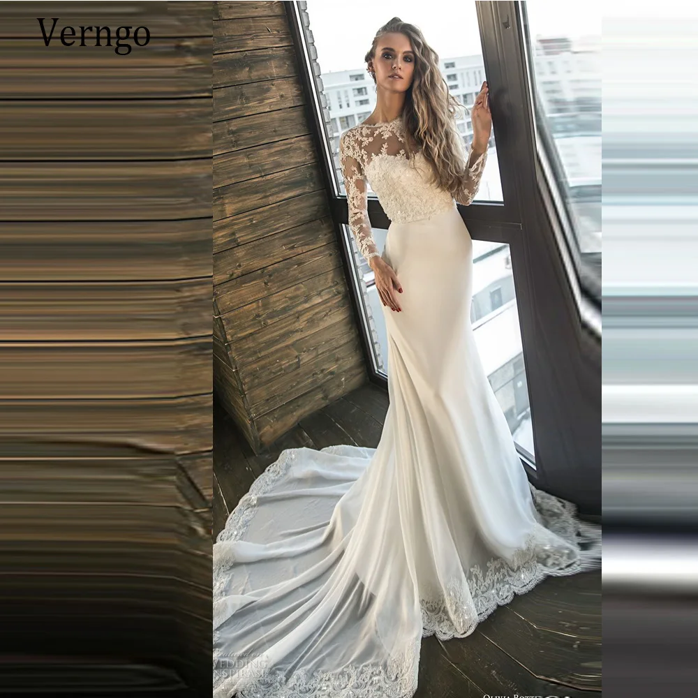 lace wedding dress with long train