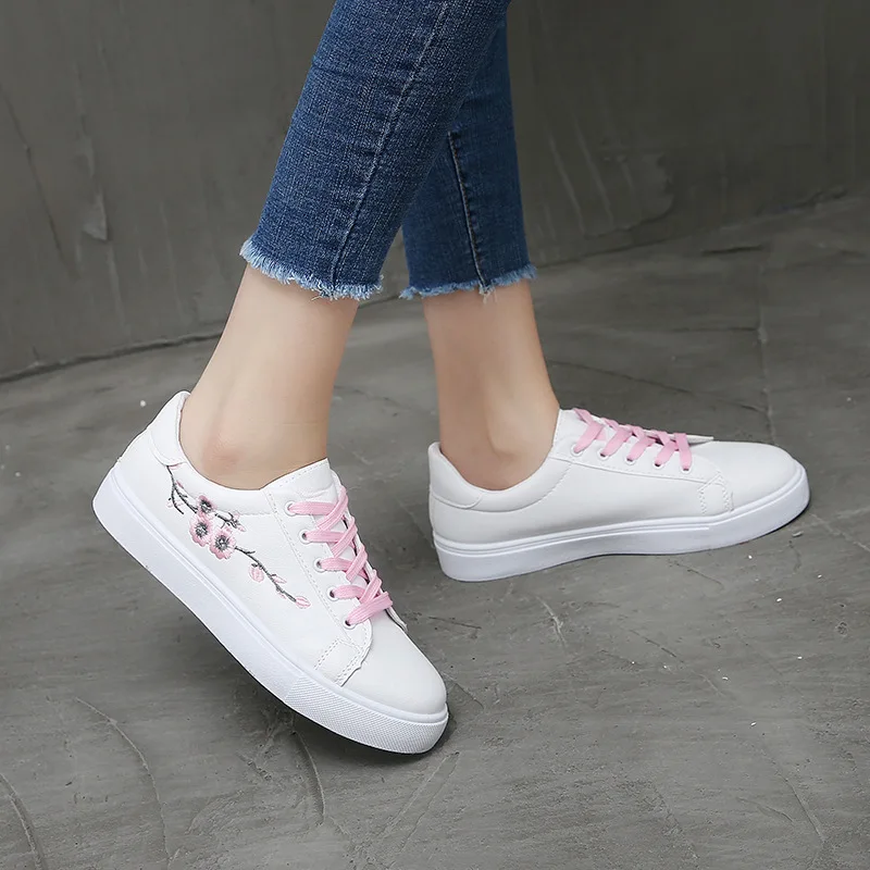 womens casual shoes 2019