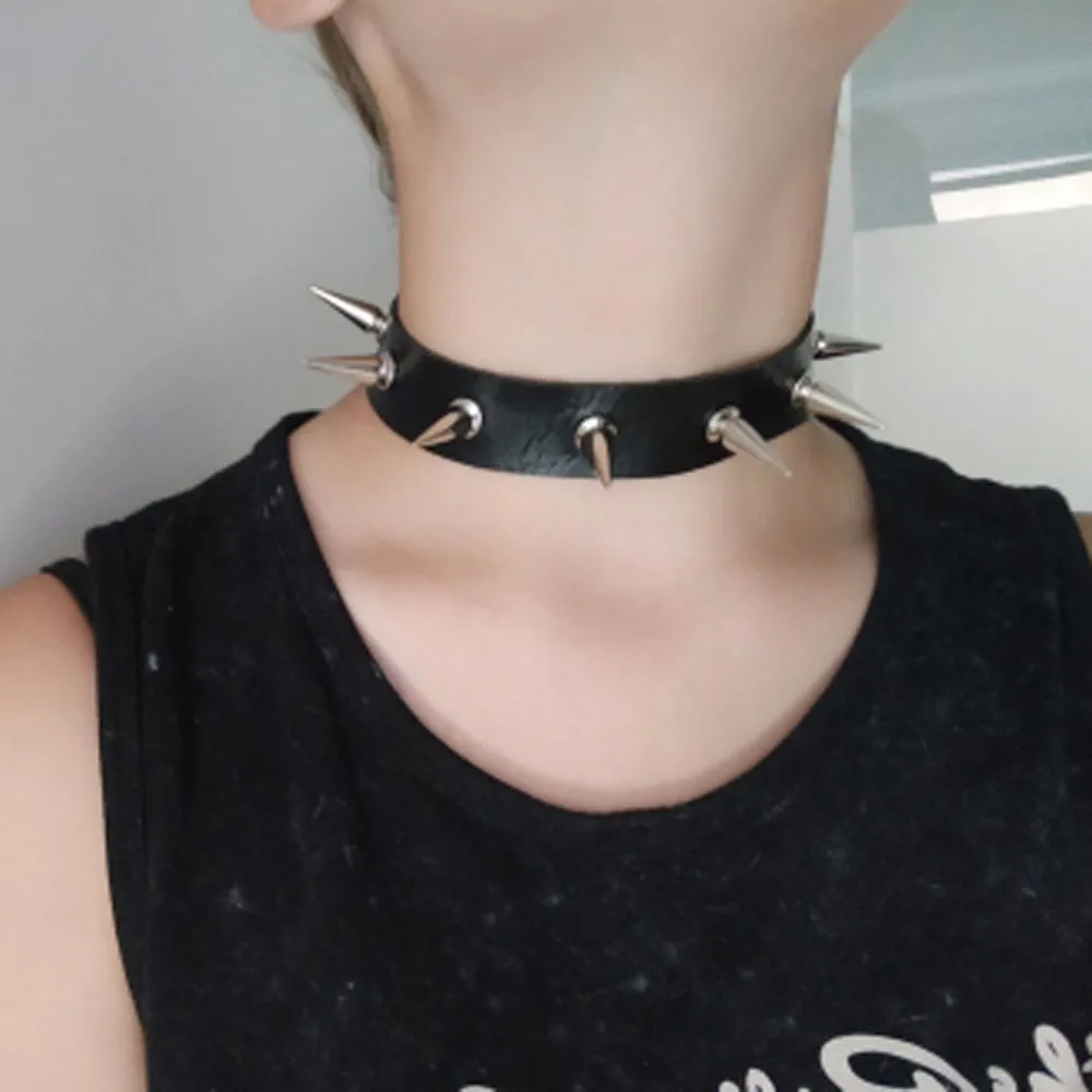 Gothic Choker Necklaces Women Girls Rivet Leather Necklace Rock Kpop Punk  Neck Collars Black Choker Necklace Cool Collar