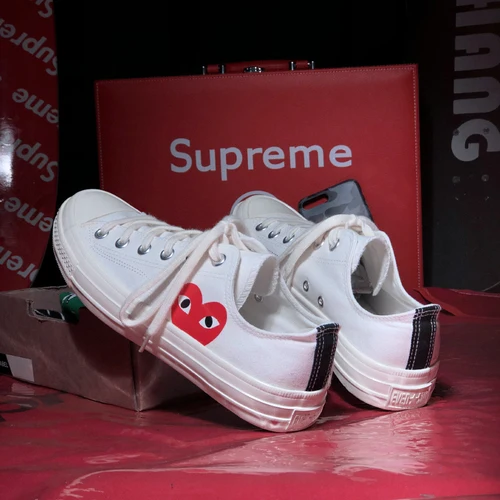 supreme skateboard shoes