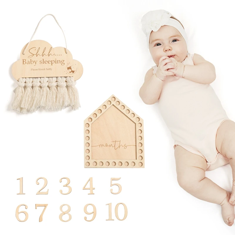 7PCS Cute Baby Wooden Monthly Milestone Cards With