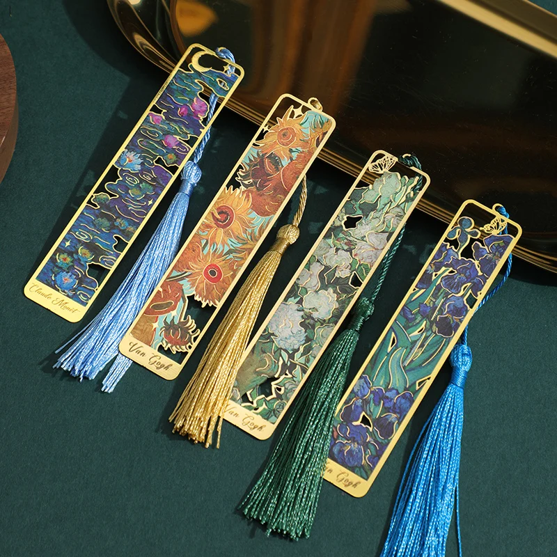 1 pc Retro Floral Painting Metal Bookmark Hollow Bronzing Bookmark With Tassel For Book Club Reader Writers Book Lovers Students-animated-img