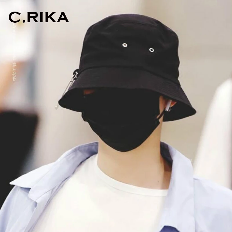 black bucket hat with rings