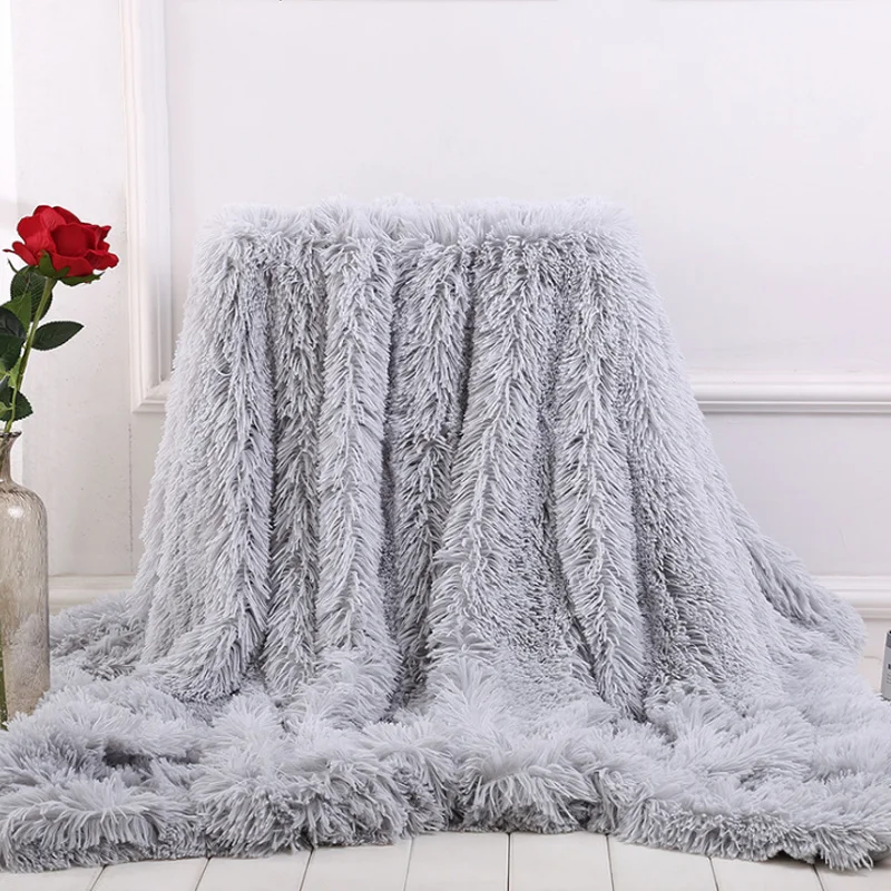 thick throw blanket