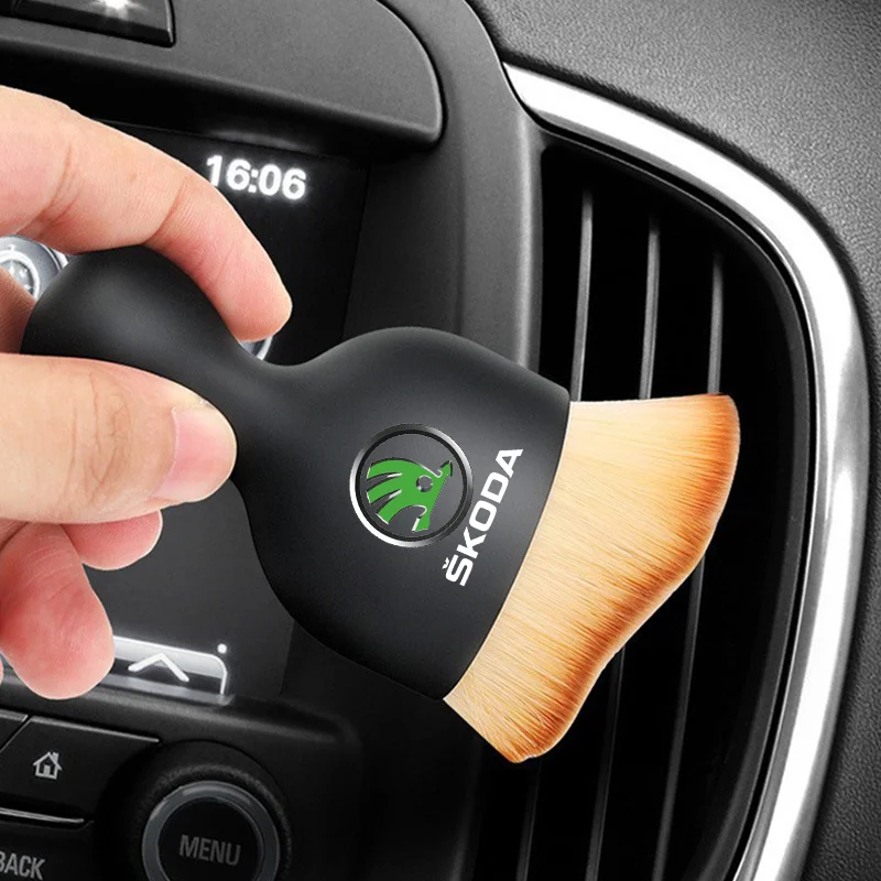 Car Air Conditioner Outlet Dashboard Cleaning Brush Auto Interior Dust Brush for Skoda Octavia Kodiaq Fabia Superb Rapid Kamiq-animated-img