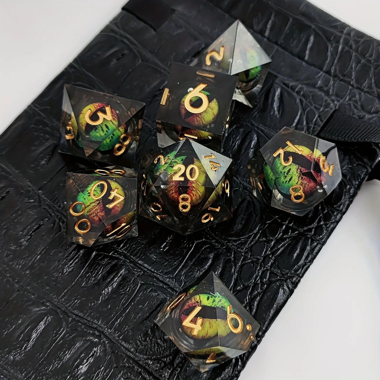 7Pcs/Set Liquid Core Dragon Eye DnD Dice Set Ideal for D&D Gifts and Fantasy Gaming Dungeons and Dragons Gifts Christmas Gifts-animated-img