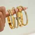 Europe and the United States hot stainless steel four-leaf clover lucky bracelet fashion women's nail bracelet gold bangles preview-3