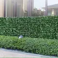 קיסוס מלאכותי פרטיות גדר קיר מסך דמוי עלי גפן קישוט לעיצוב גינה חיצונית מרפסת חצר אחורית צמחייה עיצוב קיר