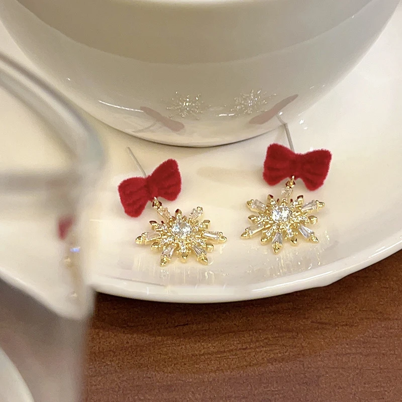 New Sparking Snowflake Red Bowknot Earrings For Women Imitation Pearl Santa Claus Xmas Tree Asymmetrical Earring Party Jewelry-animated-img