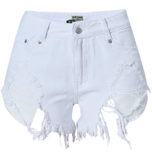 white maong shorts