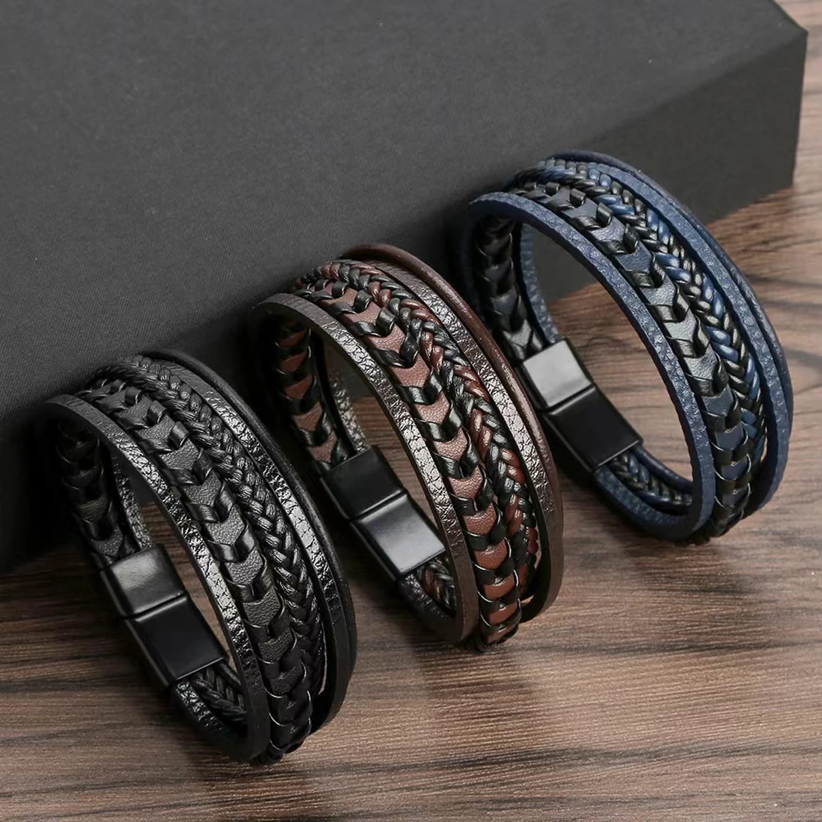 1pc Fashion Accessories MEN'S Multi-layered Vintage Leather Rope Braided Bracelet Alloy Magnetic Buckle Bracelet-animated-img