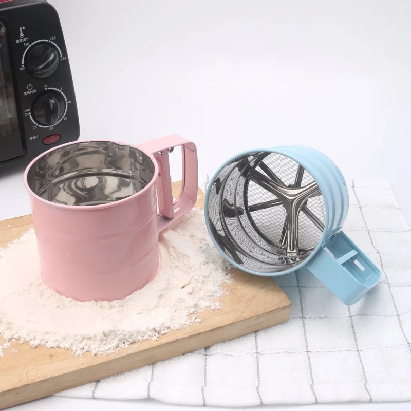 Stainless Steel Mesh Sieve Cup Handheld Flour Shaker Icing Sugar Bake Tool Cake Utensils Cocoa Powder Sieve Strainer Baking Tool