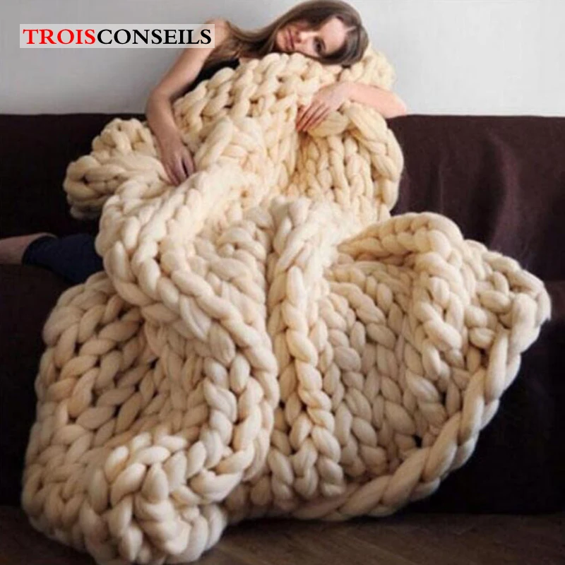 thick fluffy yarn blanket