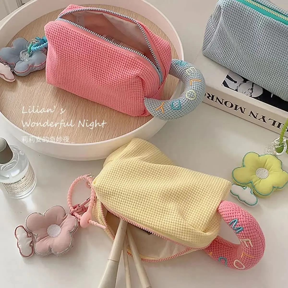 Cute Pink Makeup Bag Cute Small Travel Agency Makeup Bag Makeup Bag Portable Wallet Storage Bag-animated-img