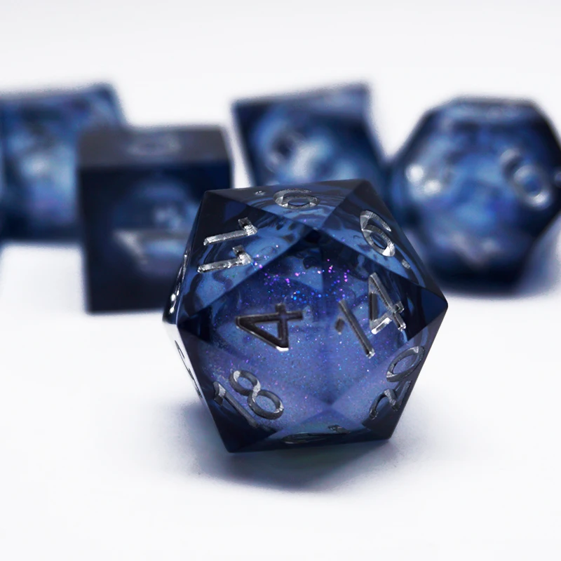 New Clear Liquid Core dice Sets DND Polyhedron Resin Handmade dice sharp dice Quicksand 7pcs-animated-img